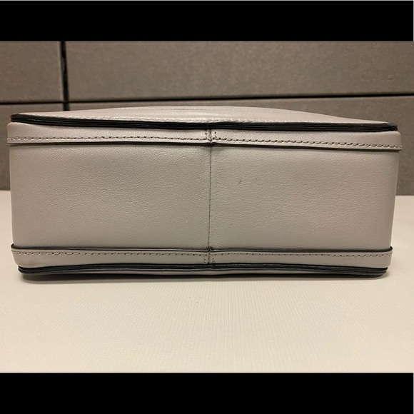 Marc by Marc Jacobs grey leather crossbody purse handbag - Picture 9 of 9